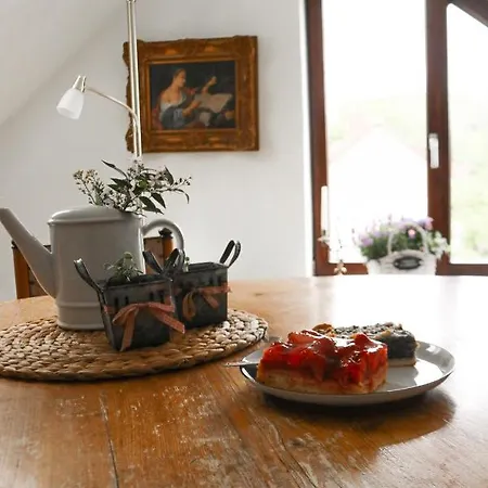 Ferienhaus Ferienhaus Wingert Am Vogelsberg